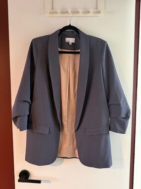 Women's blue/gray oversized blazer